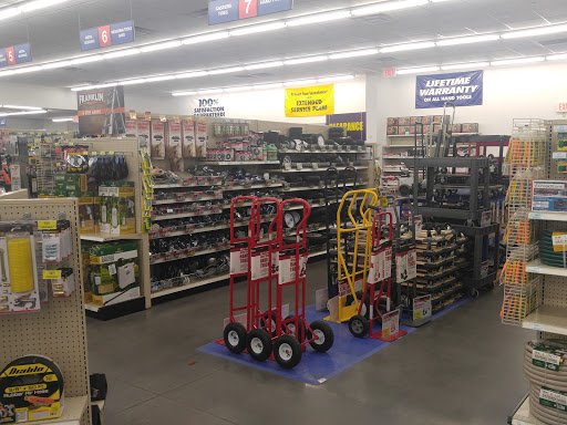 Hardware Store «Harbor Freight Tools», reviews and photos, 1317 E Osceola Pkwy, Kissimmee, FL 34744, USA