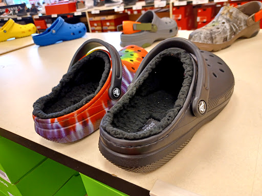 Shoe Store «Famous Footwear», reviews and photos, 32 Main Ave, Clifton, NJ 07014, USA