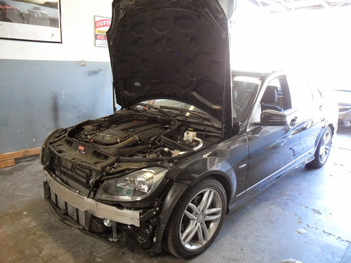 Auto Body Shop «Super Auto Body Shop», reviews and photos, 6533 San Fernando Rd, Glendale, CA 91201, USA