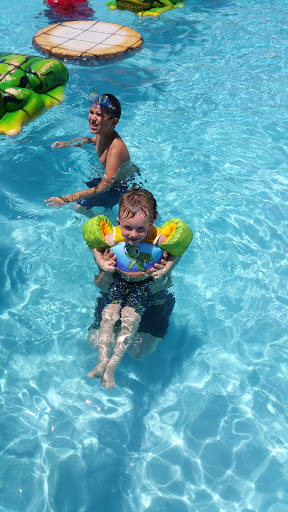 Baby swimming school Midland