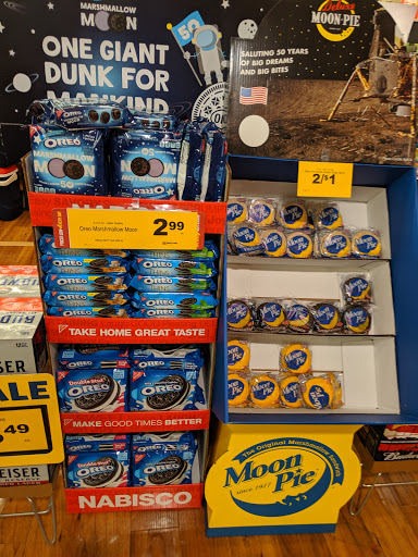 Grocery Store «Food Lion», reviews and photos, 3059 Centreville Rd, Herndon, VA 20171, USA