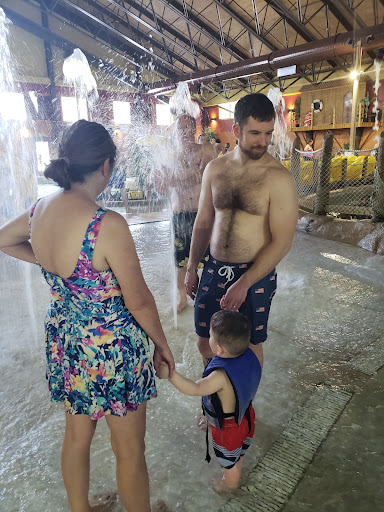 Water Park «Kahuna Laguna Indoor Water Park», reviews and photos, 2251 White Mountain Hwy, North Conway, NH 03860, USA