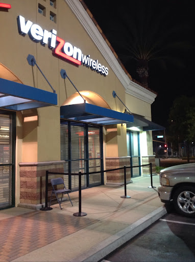 Cell Phone Store «Verizon», reviews and photos, 12459 Limonite Ave c, Mira Loma, CA 91752, USA