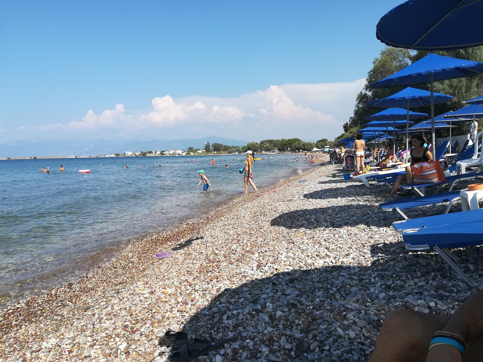 Foto von Paralia Niforeikon mit lange, gerade küste