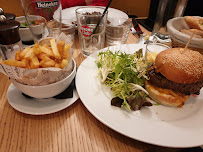 Hamburger du Restaurant français Le V à Versailles - n°3