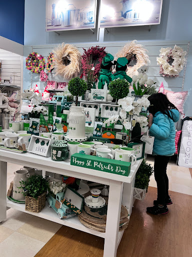 Department Store «Marshalls», reviews and photos, 5720 Lakewood Towne Center Blvd SW, Lakewood, WA 98499, USA