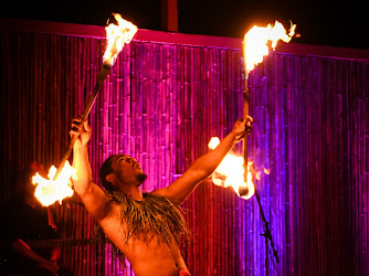 Mele Luau Oahu at Coral Crater