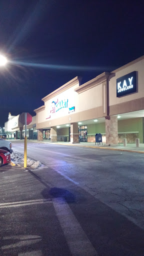 Shopping Mall «Southland Four Seasons Shopping Center», reviews and photos, 600 Clairton Blvd, Pittsburgh, PA 15236, USA