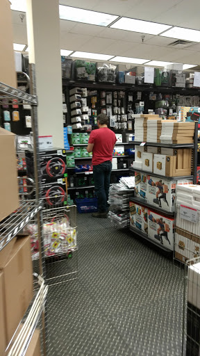 Electronics Store «Micro Center», reviews and photos, 8000 E Quincy Ave, Denver, CO 80237, USA