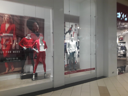Clothing Store «Express», reviews and photos, 1000 Palisades Center Dr, West Nyack, NY 10994, USA