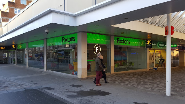 Comments and reviews of Foxtons Woking Estate Agents