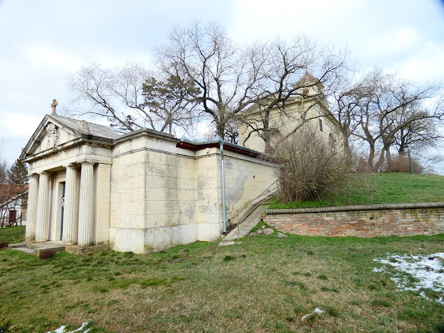 Értékelések erről a helyről: Wenckheim kripta és kápolna, Szabadkígyós - Templom