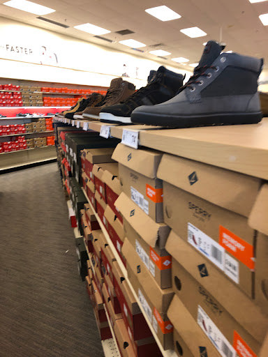 Shoe Store «Famous Footwear», reviews and photos, 22517 TX-249, Houston, TX 77070, USA