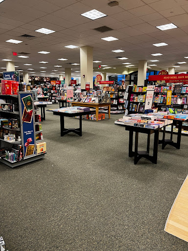 Book Store «Barnes & Noble», reviews and photos, 319 US-202, Bridgewater, NJ 08807, USA