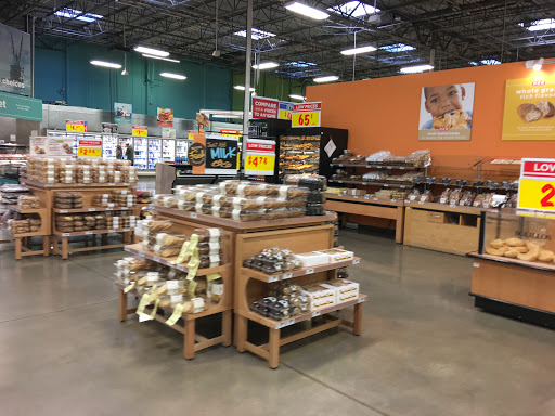 Grocery Store «H-E-B Grocery», reviews and photos, 407 S Adams St, Fredericksburg, TX 78624, USA