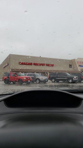 Hardware Store «Harbor Freight Tools», reviews and photos, 7600 la Crosse Ave, Burbank, IL 60459, USA