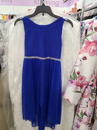 Clothing Store «K&G Fashion Superstore», reviews and photos, 2636 George Busbee Pkwy NW, Kennesaw, GA 30144, USA