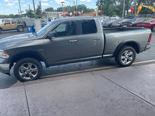Car Dealer «Lakeside Auto Brokers», reviews and photos, 1331 S Tejon St, Colorado Springs, CO 80905, USA