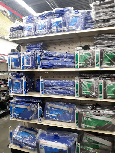 Home Improvement Store «Tractor Supply Co.», reviews and photos, 3000 Pruden Blvd, Suffolk, VA 23434, USA