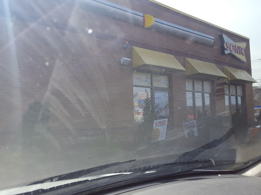 Fast Food Restaurant «Sonic Drive-In», reviews and photos, 1365 Old Boston Post Rd, Milford, CT 06460, USA
