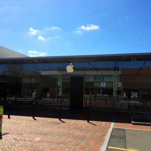 Computer Store «Apple MarketStreet», reviews and photos, 1220 Market St, Lynnfield, MA 01940, USA