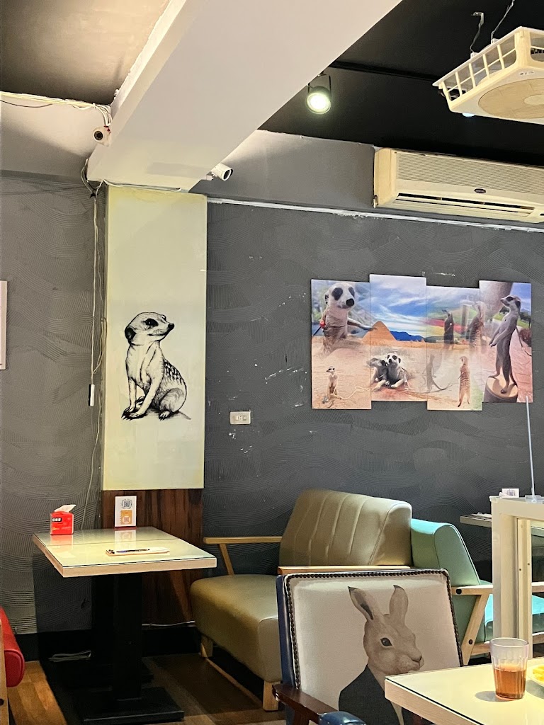 萌獴學園複合式餐飲 的照片