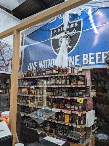 Tip Top Liquor Warehouse, 90 Dry Creek Rd, Healdsburg, CA 95448, USA, 