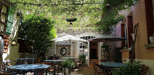 Photo n°88 de Kimm & Ridge. | Restaurant à Chablis ()