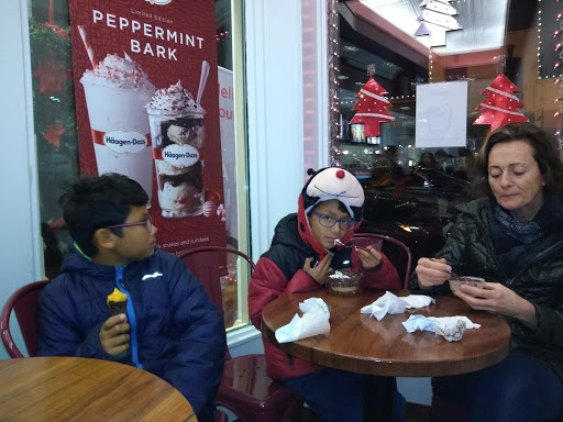 Ice Cream Shop «Häagen-Dazs® Ice Cream Shop», reviews and photos, 3120 M St NW, Washington, DC 20007, USA