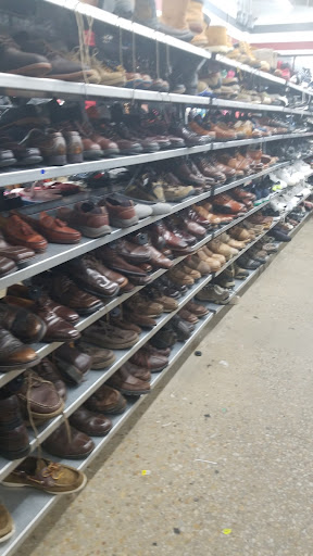 Thrift Store «Red, White & Blue Thrift Store», reviews and photos, 123 Bowie Rd, Laurel, MD 20707, USA