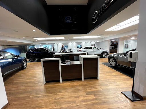 Mazda Dealer «CJ Wilson Mazda of Countryside», reviews and photos, 6060 South La Grange Road, Countryside, IL 60525, USA