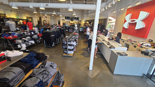Clothing Store «Under Armour Factory House», reviews and photos, 100 Citadel Drive, Commerce, CA 90040, USA