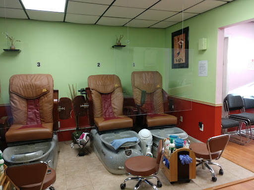 Nail Salon «T & T Nail Salon», reviews and photos, 15 Orange Ave, Walden, NY 12586, USA