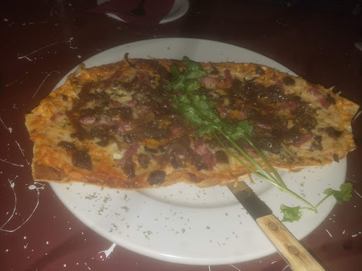 Restaurant «Clusters & Hops», reviews and photos, 707 N Monroe St, Tallahassee, FL 32303, USA