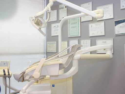 Clínica Dental Family en Mairena del Aljarafe, Sevilla