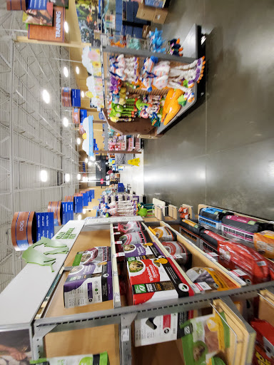 Pet Supply Store «PetSmart», reviews and photos, 6100 Arlington Blvd, Falls Church, VA 22044, USA