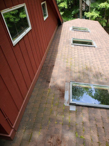 Roofing Contractor «ShingleMe Roofing», reviews and photos, 616 Hamlin Hwy, Lake Ariel, PA 18436, USA