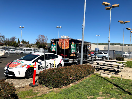 Pizza Restaurant «Round Table Pizza», reviews and photos, 37480 Fremont Blvd, Fremont, CA 94536, USA