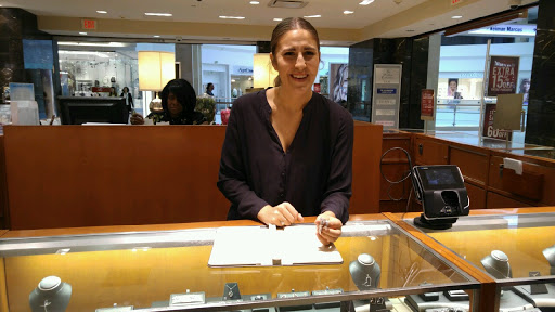 Jewelry Store «Kay Jewelers», reviews and photos, 9301 Tampa Ave #179, Northridge, CA 91324, USA