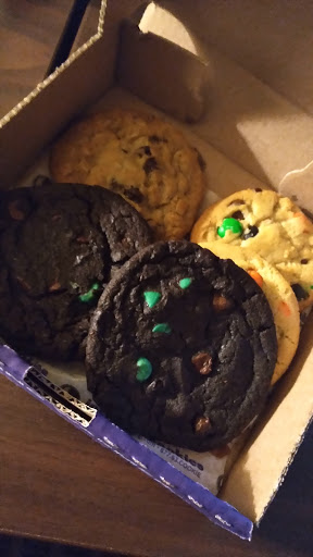 Cookie Shop «Insomnia Cookies», reviews and photos, 2209 N High St, Columbus, OH 43201, USA
