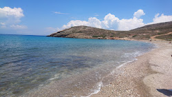 Plakoto beach'in fotoğrafı uçurumlarla desteklenmiş