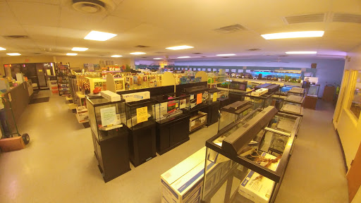 Tropical Fish Store «Monfort Aquarium & Pet», reviews and photos, 6520 Colerain Ave, Cincinnati, OH 45239, USA