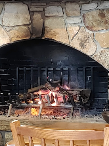 American Restaurant «Cracker Barrel Old Country Store», reviews and photos, 9214 Park W Blvd, Knoxville, TN 37923, USA