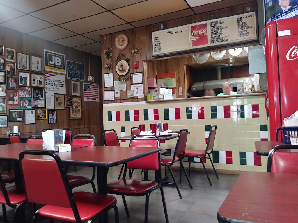 Sam's Italian Pizza 62702