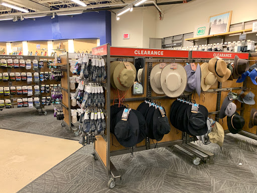 Camping Store «REI», reviews and photos, 8209 Watson St, McLean, VA 22102, USA
