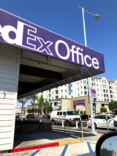 Print Shop «FedEx Office Print & Ship Center», reviews and photos, 2723 S Figueroa St, Los Angeles, CA 90007, USA