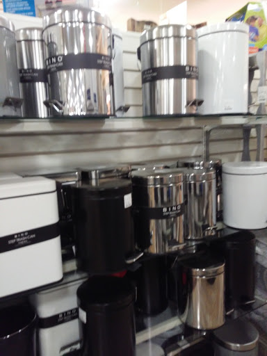 Department Store «Marshalls & HomeGoods», reviews and photos, 200 Petersville Rd, New Rochelle, NY 10801, USA