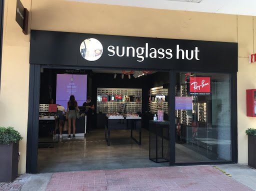 Sunglass Hut