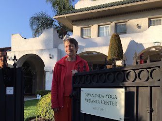 Sivananda Yoga Vedanta Center Los Angeles