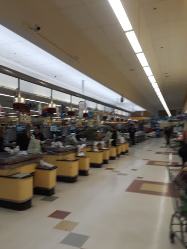Grocery Store «Stop & Shop», reviews and photos, 2350 N Ocean Ave, Farmingville, NY 11738, USA